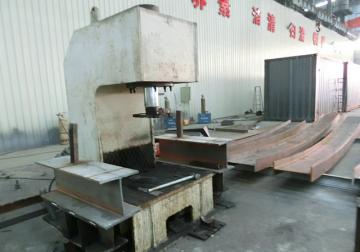 大功率壓彎?rùn)C(jī)